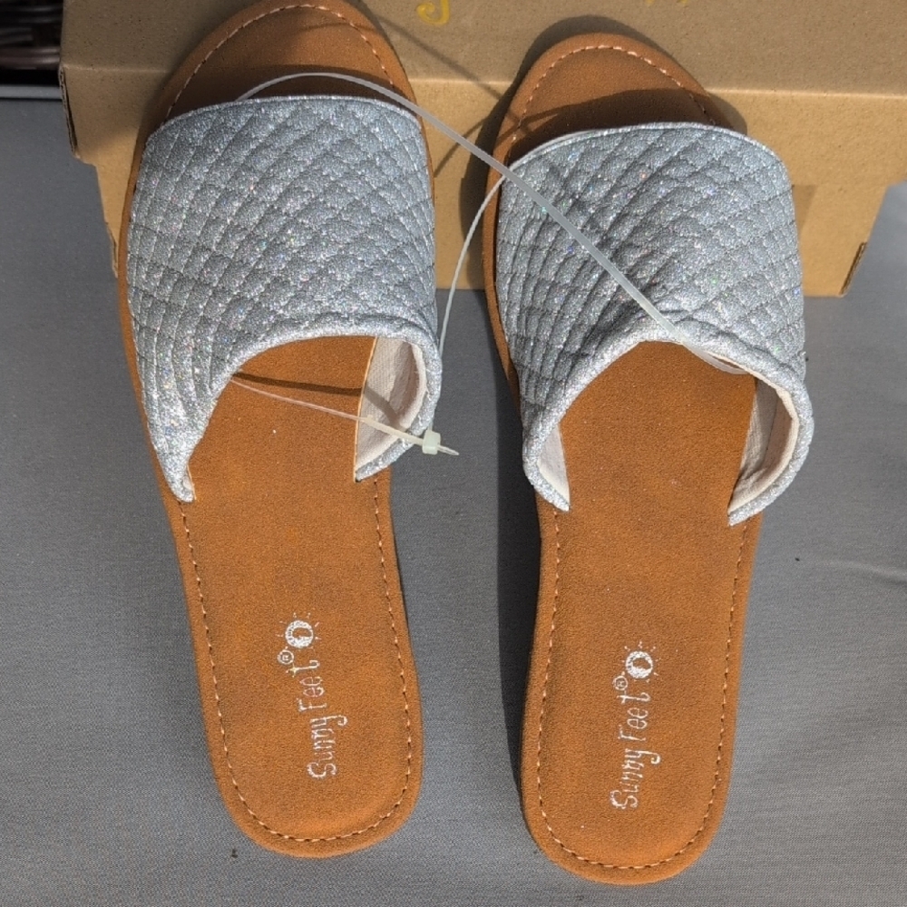 Sunny Feet Silver Slide Sandals - Picture 2 of 7